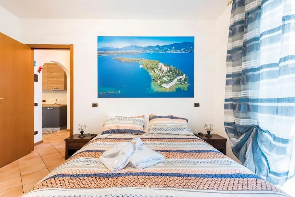 Limone Apartment - Featuring A Private Garden And Access To A Pool Barcuzzi